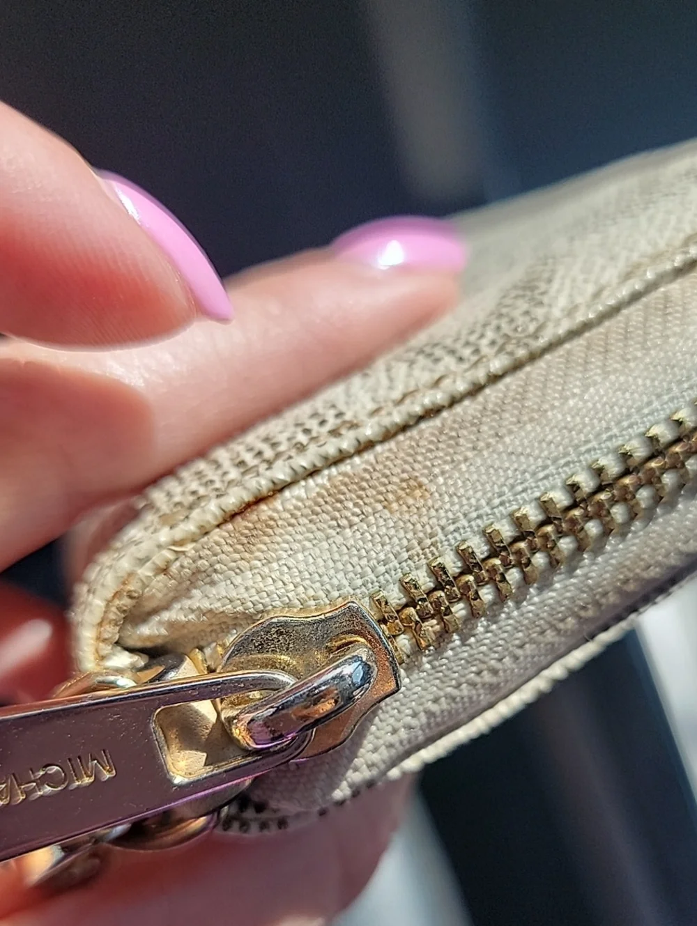 Michael Kors Jet Set Signature Logo Continental Wallet In Vanilla